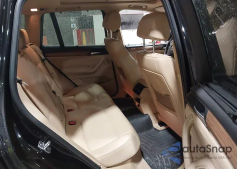 2013 BMW X3 xDrive28I z USA, uszkodzony, nr VIN 5UXWX9C52D0A30769